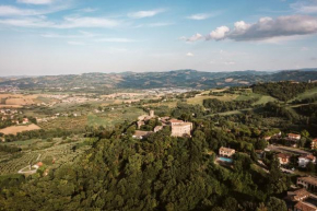 Palazzo Viviani Castello di Montegridolfo Montegridolfo